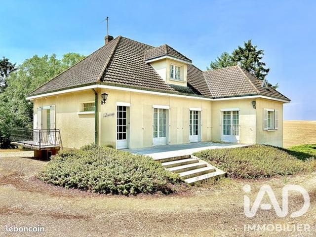 Maison familiale 5 pièces 131 m²