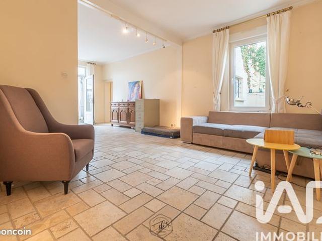 Maison familiale 5 pièces 138 m²