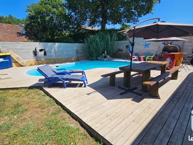 Maison familiale 5 pièces 217 m²