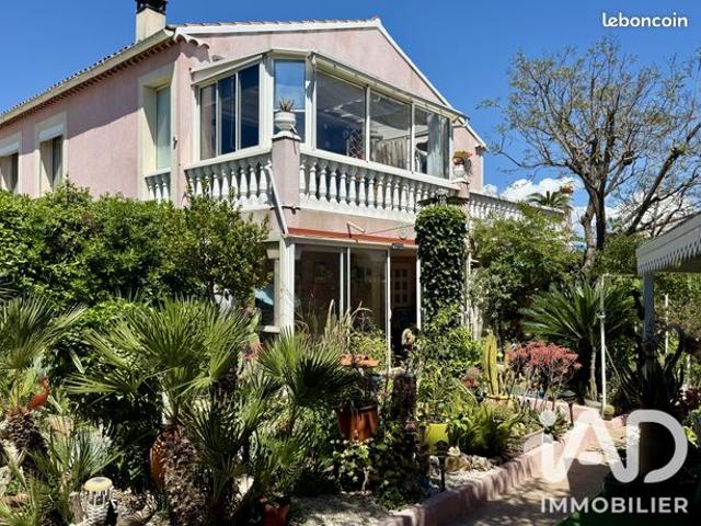 Maison familiale 5 pièces 220 m²
