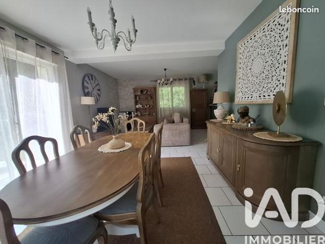Maison familiale 5 pièces 97 m²