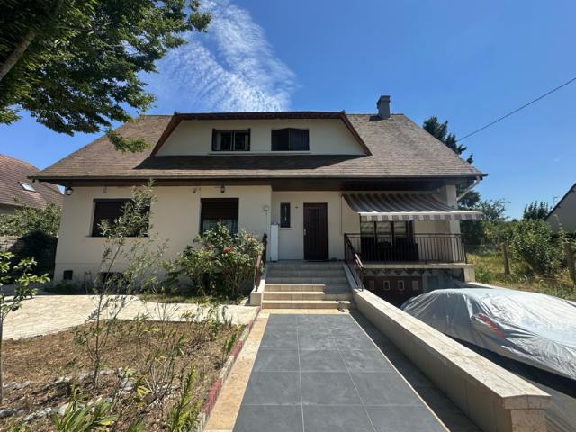 Maison familiale 6 chambres 180m2