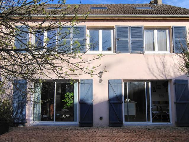 Maison familiale 6 chambres Orsay
