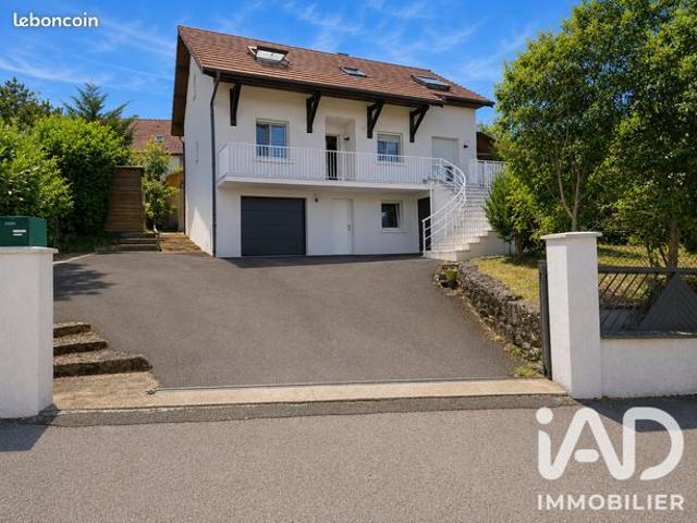 Maison familiale 6 pièces 143 m²