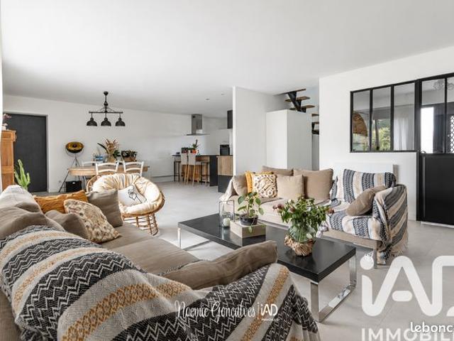 Maison familiale 6 pièces 140 m²