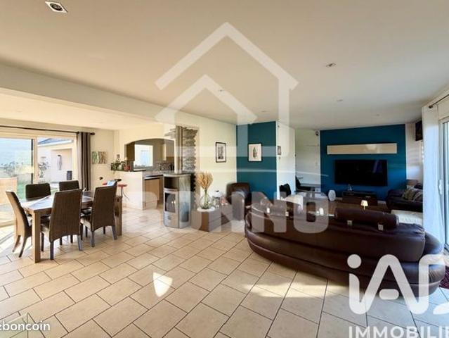 Maison familiale 6 pièces 142 m²