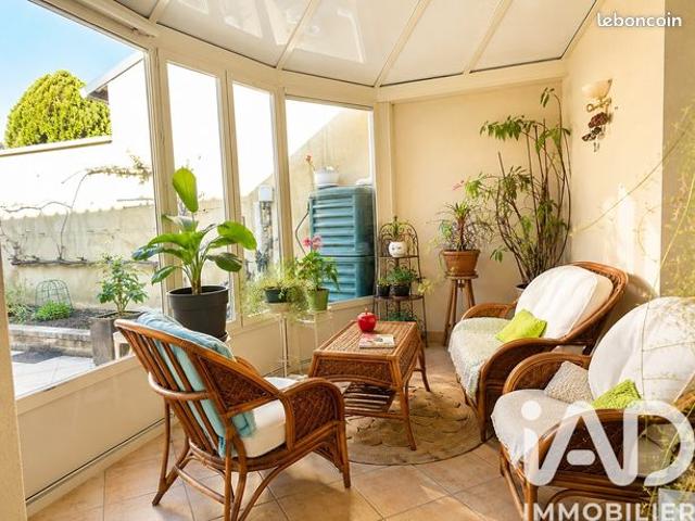 Maison familiale 6 pièces 142 m²