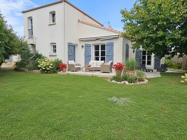Maison familiale 6 pièces 147 m²