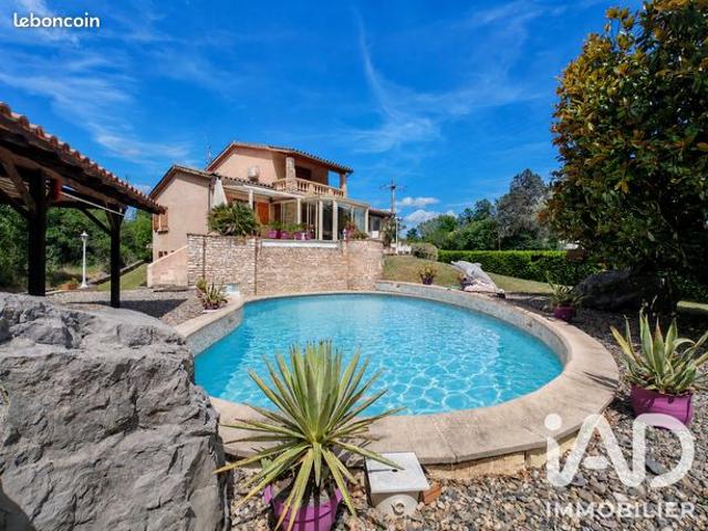 Maison familiale 6 pièces 146 m²