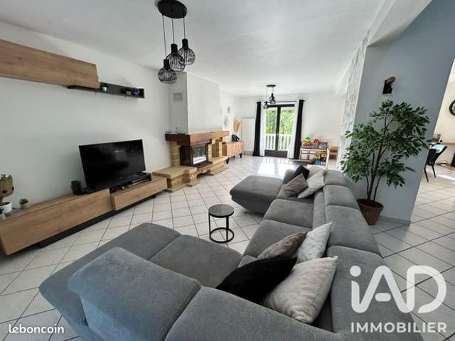 Maison familiale 6 pièces 149 m²