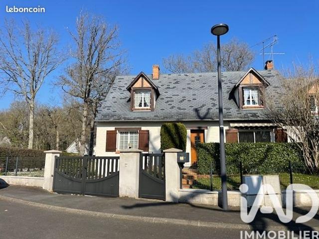 Maison familiale 6 pièces 151 m²