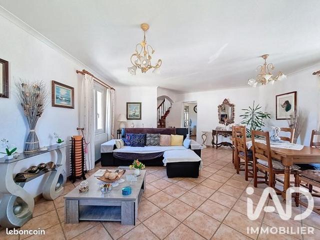 Maison familiale 6 pièces 157 m²