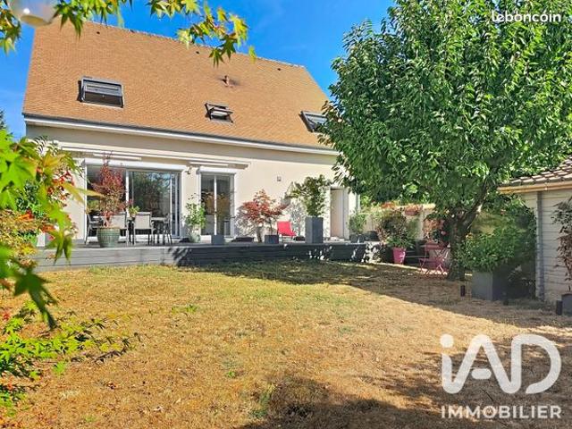 Maison familiale 6 pièces 155 m²