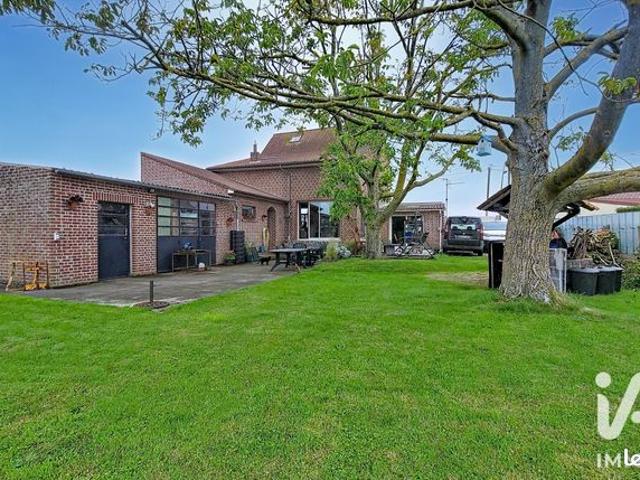 Maison familiale 6 pièces 156 m²