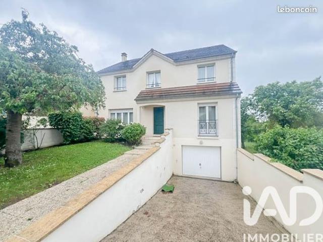 Maison familiale 6 pièces 158 m²