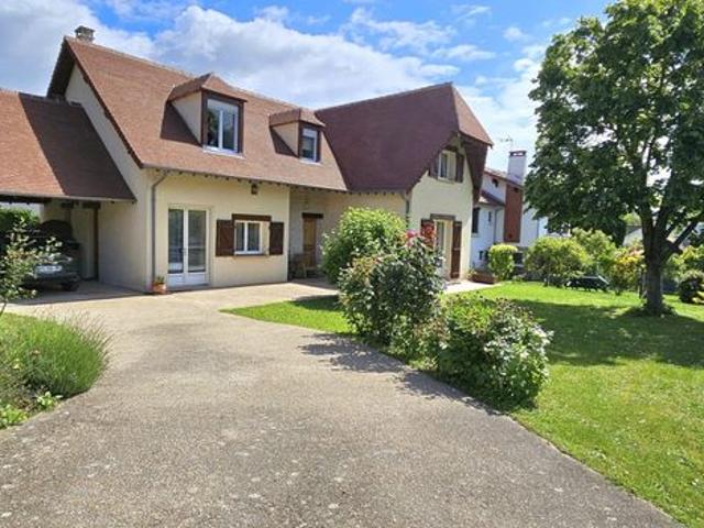 Maison familiale 6 pièces 160 m²