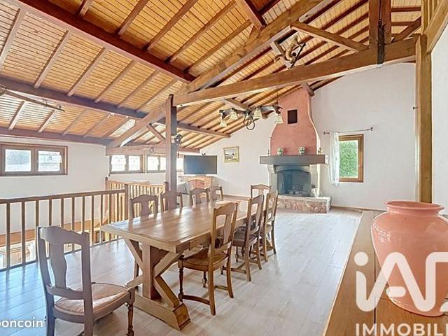 Maison familiale 6 pièces 167 m²