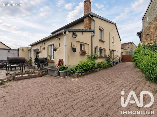 Maison familiale 6 pièces 165 m²