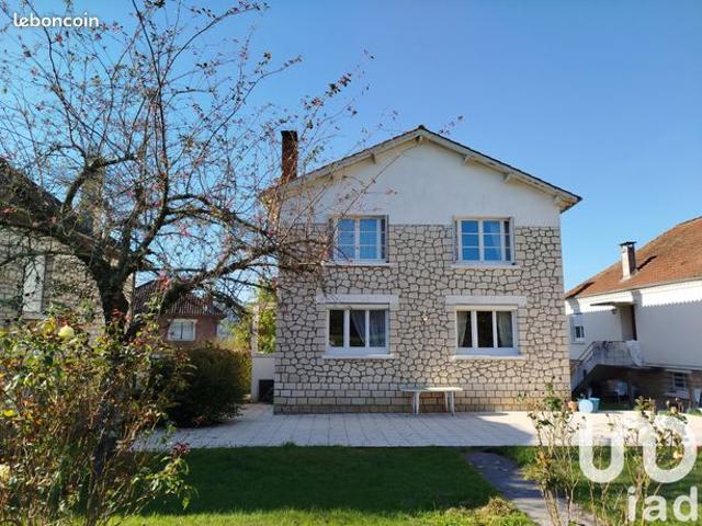 Maison familiale 6 pièces 166 m²