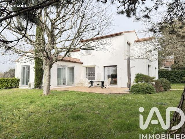 Maison familiale 6 pièces 172 m²