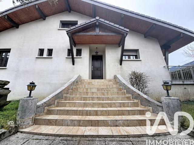 Maison familiale 6 pièces 182 m²