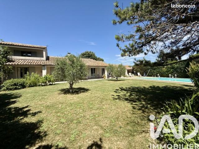 Maison familiale 6 pièces 190 m²