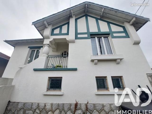 Maison familiale 6 pièces 190 m²