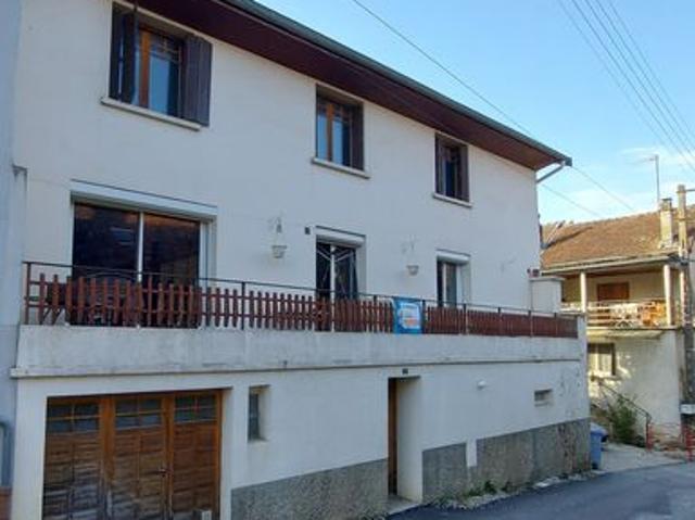 Maison familiale 6 pièces 197 m²