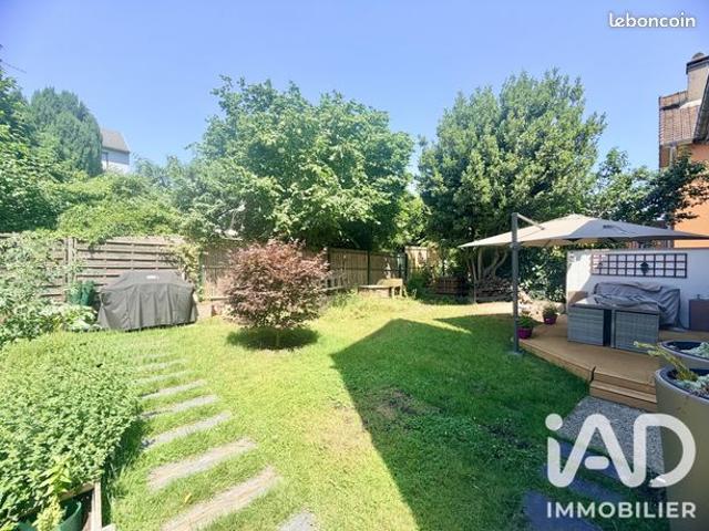Maison familiale 6 pièces 195 m²