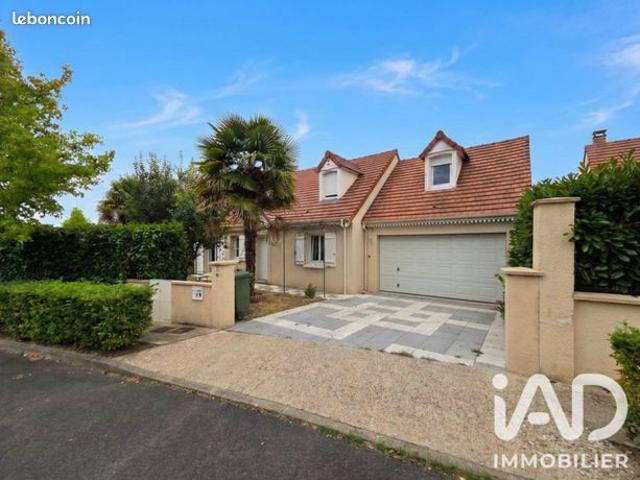 Maison familiale 6 pièces 121 m²