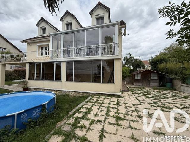 Maison familiale 6 pièces 121 m²