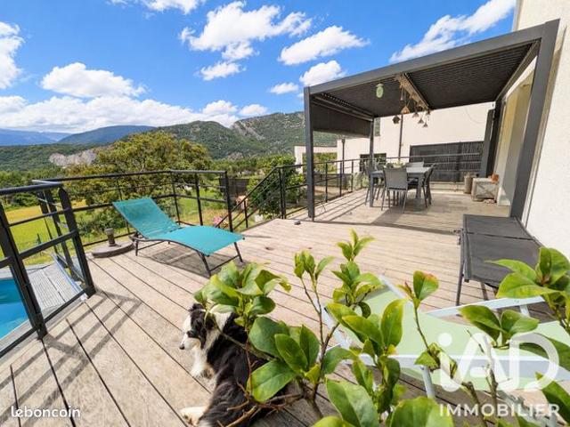Maison familiale 6 pièces 122 m²