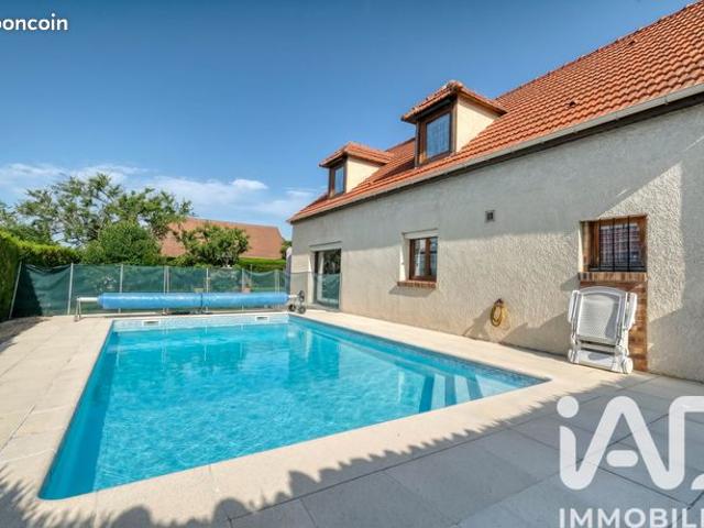 Maison familiale 6 pièces 122 m²