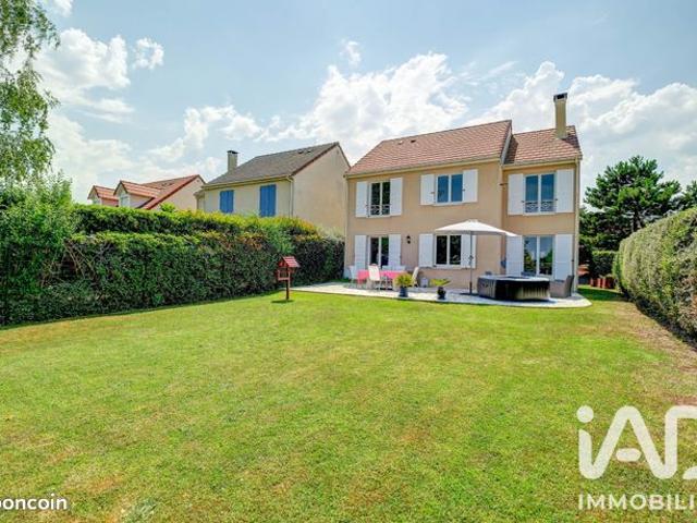 Maison familiale 6 pièces 124 m²