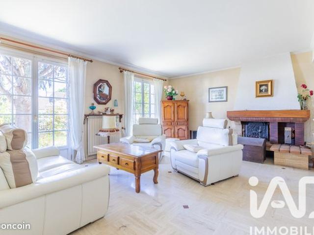 Maison familiale 6 pièces 133 m²