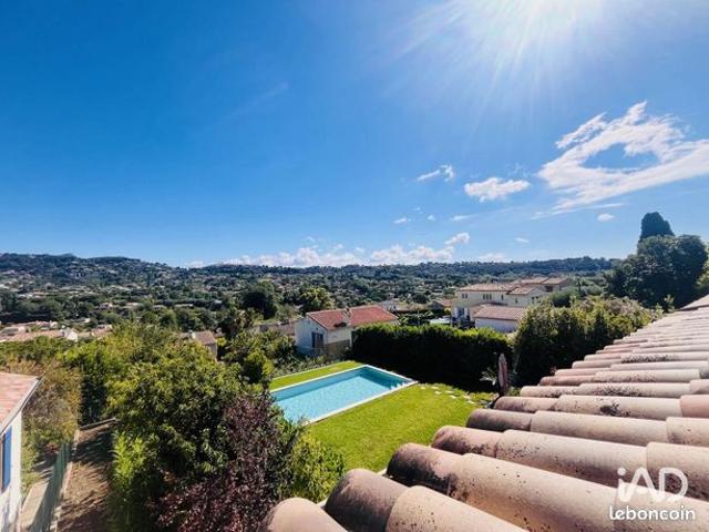 Maison familiale 6 pièces 260 m²