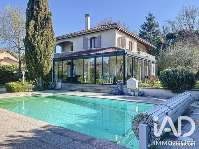 Maison familiale 6 pièces 210 m²