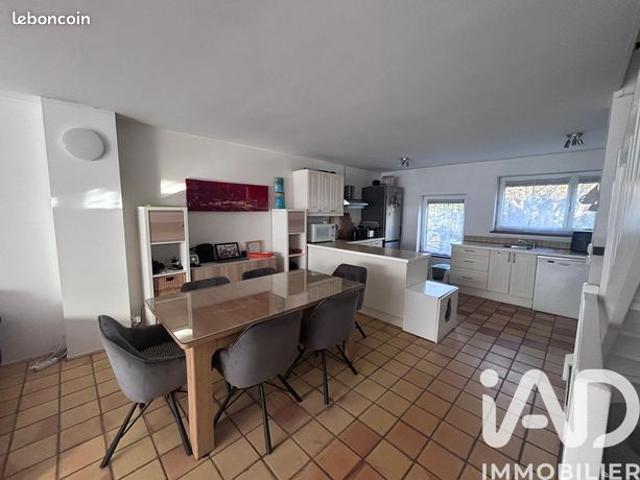 Maison familiale 6 pièces 98 m²