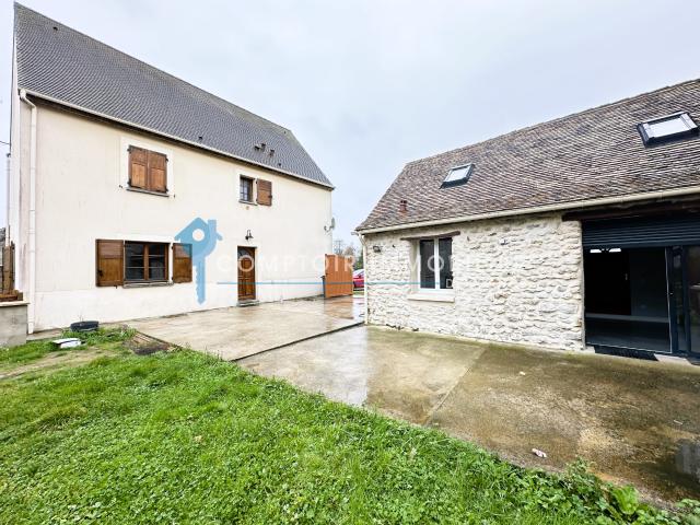 MAISON FAMILIALE
