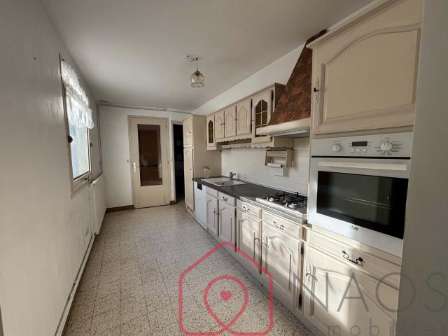 Maison familiale 7 pièces de 110 m² avec terrasse et jardin
