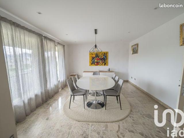 Maison familiale 7 pièces 143 m²
