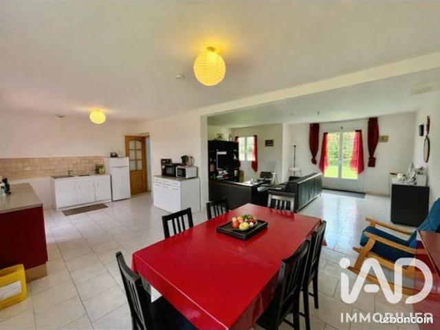 Maison familiale 7 pièces 143 m²