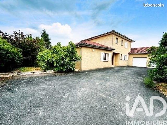 Maison familiale 7 pièces 140 m²