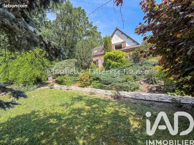 Maison familiale 7 pièces 149 m²