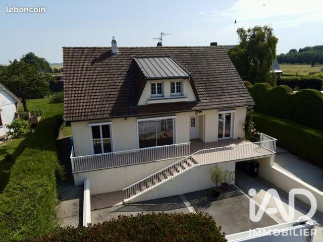 Maison familiale 7 pièces 153 m²