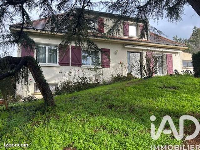 Maison familiale 7 pièces 153 m²