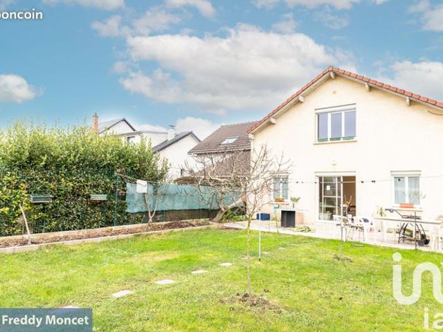 Maison familiale 7 pièces 150 m²