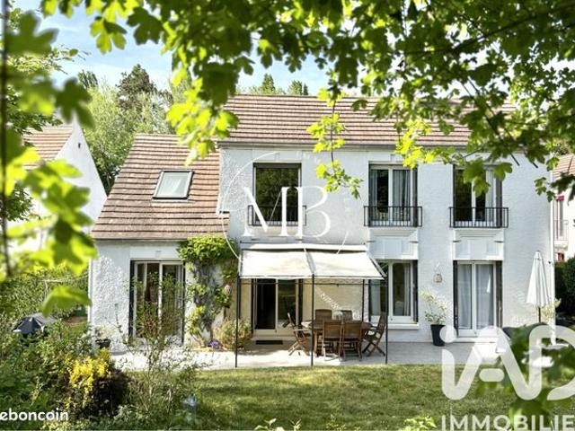 Maison familiale 7 pièces 151 m²