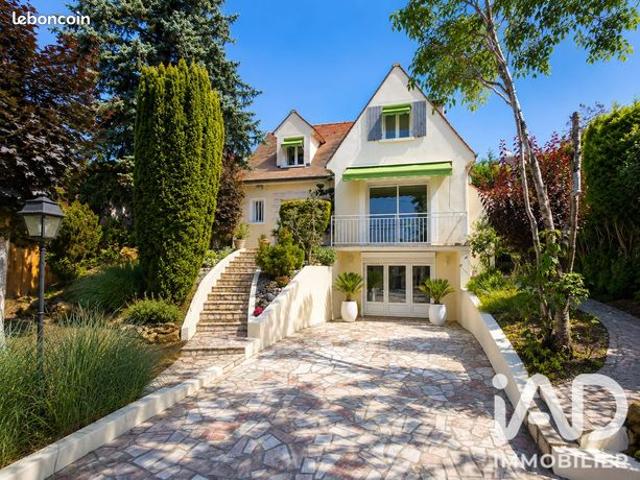 Maison familiale 7 pièces 151 m²