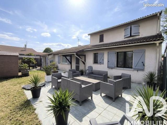 Maison familiale 7 pièces 167 m²